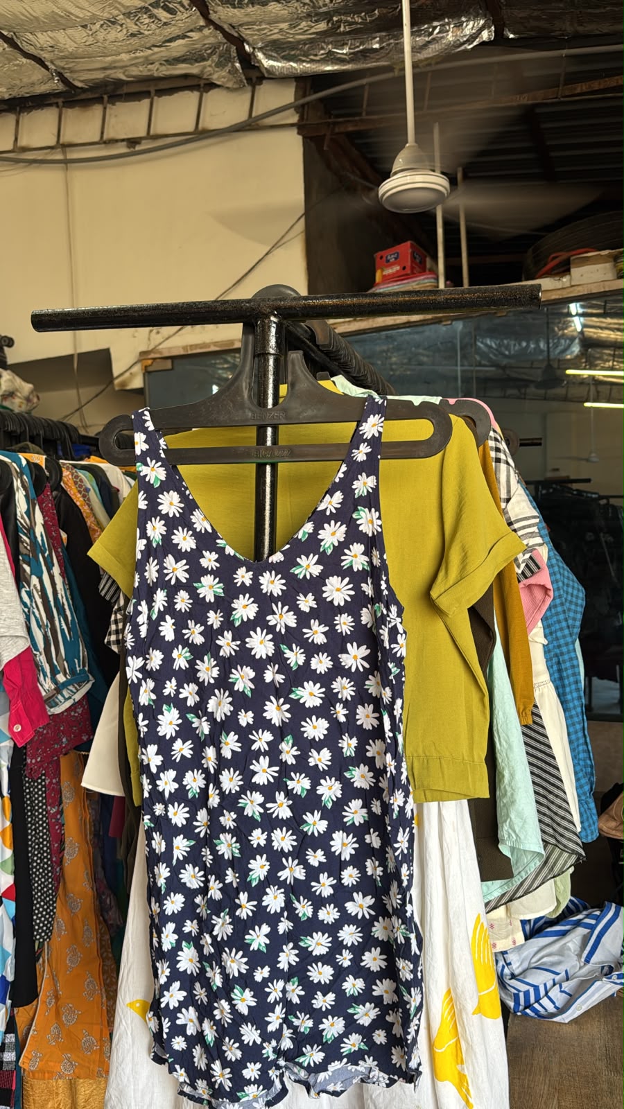 OLD NAVY TOP
